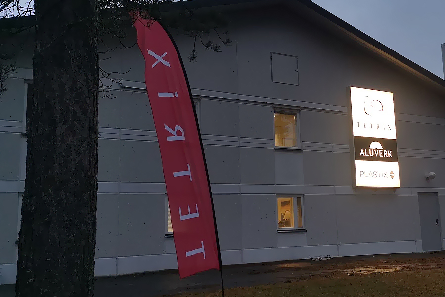 VALOKAAPPI: valokaappi_klassinen-valomainos.jpg
